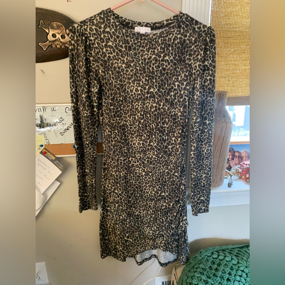 Xs Leith dress leopard flattering